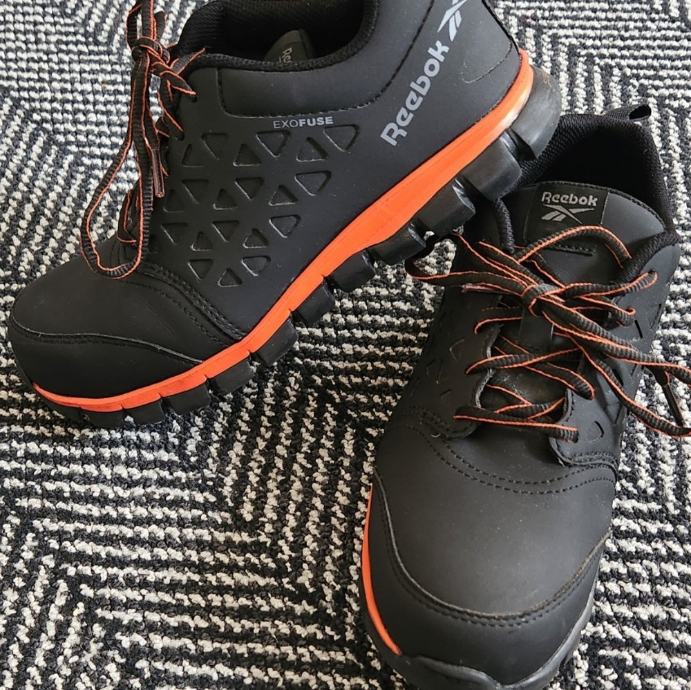 Reebok Exofuse Sublite Composite Toe Shoes size 7M